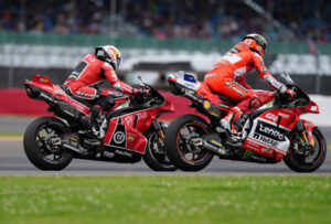 telemetria motogp,dati motogp,come funziona la telemetria,ingegneri motogp,setup moto,gara motogp,sviluppo moto da corsa,analisi dati motogp,cometutorial