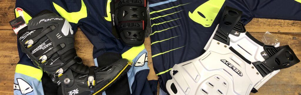 Abbigliamento e protezioni motocross: la lista minima per entrare in pista sul serio