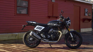 Triumph tracker 400 006